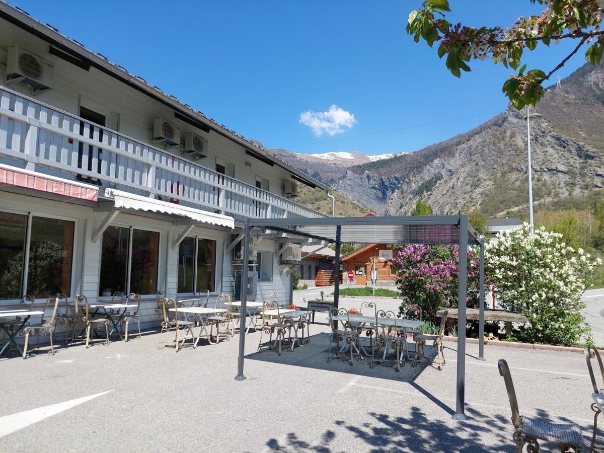 Hotel Restaurant Lancheton Saint-Julien-Mont-Denis エクステリア 写真