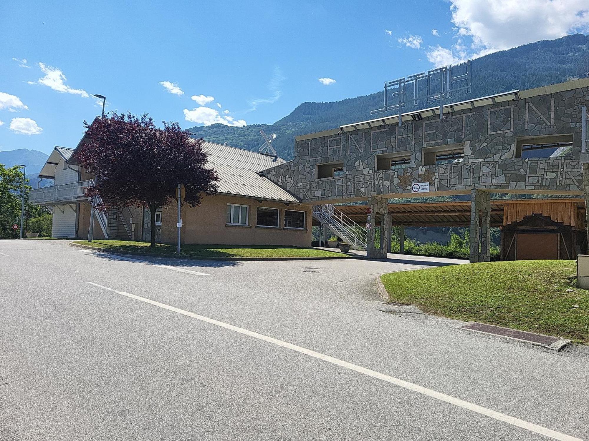 Hotel Restaurant Lancheton Saint-Julien-Mont-Denis エクステリア 写真
