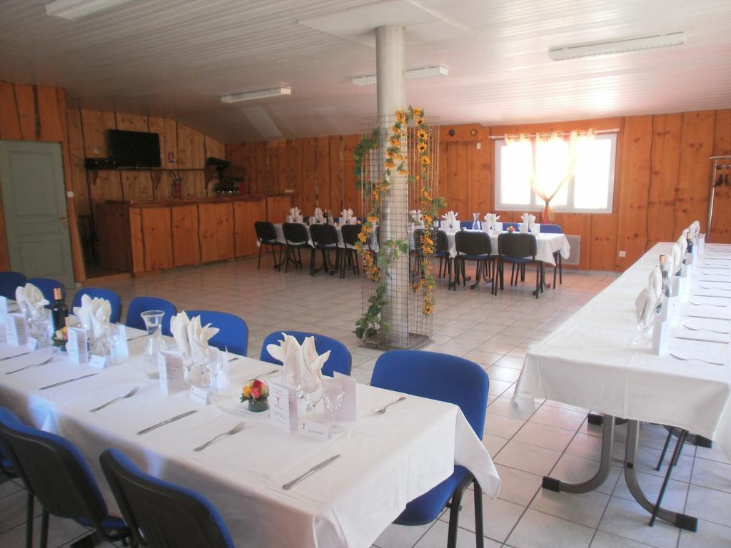 Hotel Restaurant Lancheton Saint-Julien-Mont-Denis エクステリア 写真